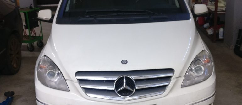 Mercedes-Benz B200  programavimas