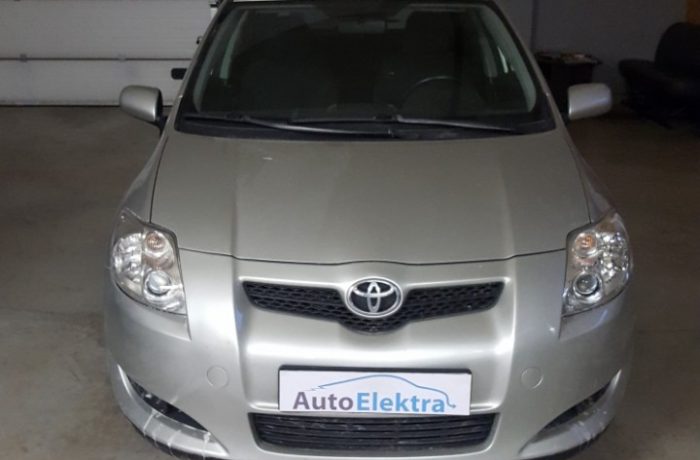 Toyota Auris 1.6  AirBag programavimas