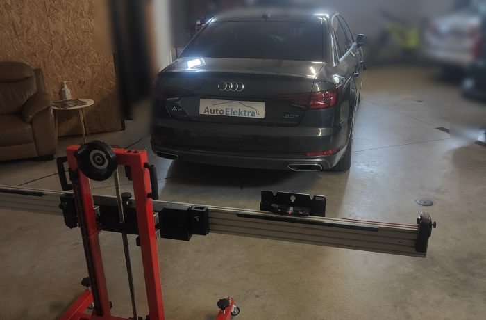Audi A4 2.0TFSI Lane change assistant ( Blind spot ) kalibravimas