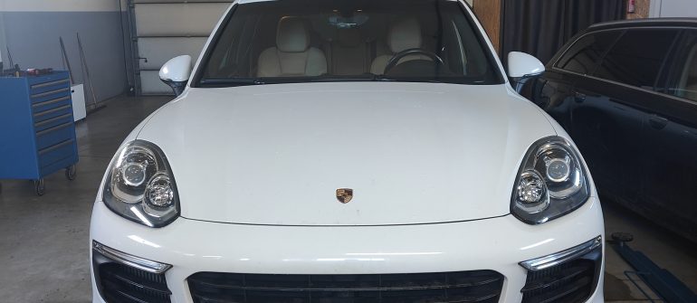 Porsche Cayenne 3.0D Adblue/SCR programavimas