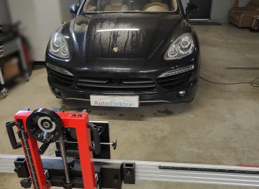 Porsche Cayenne ACC radaro kalibravimas