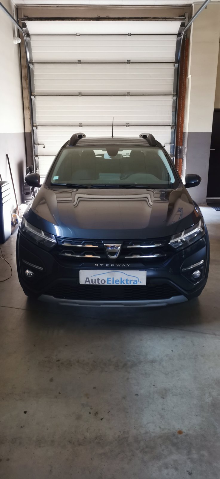 Dacia Sandero Airbag/SRS kompiuterio crash data valymas