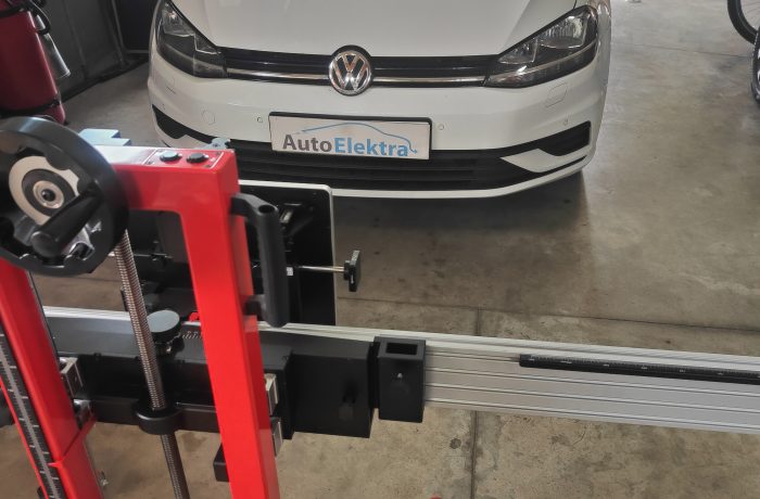 Volkswagen Golf ACC/Distroniko kalibravimas