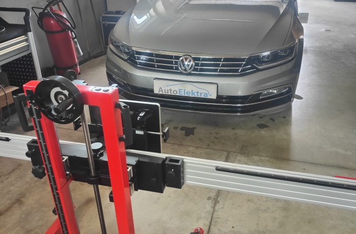 Volkswagen Passat ACC/Radaro kalibravimas