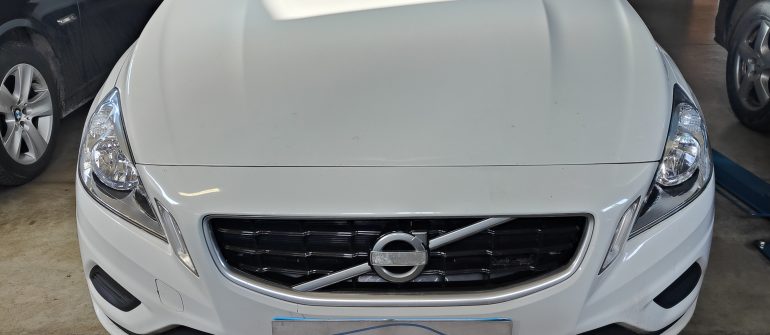 Volvo S60 Airbag crash data programavimas
