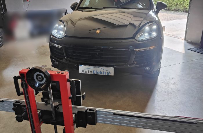 Porsche Cayenne ACC ( Adaptive cruise control, distroniko ) kalibravimas