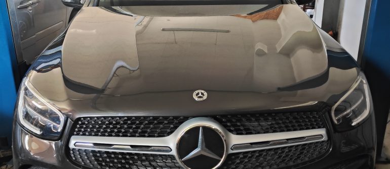 Mercedes Benz GLC 300 de Crash data valymas