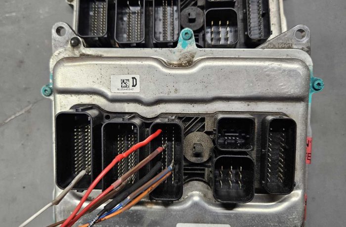 BMW Bosch MEVD17.2.4 variklio kopmiuterio klonavimas