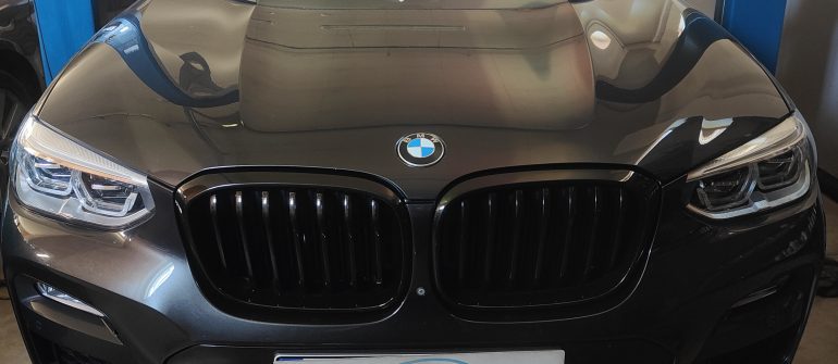 BMW X3 3.0D G01 Išmetimo sklendės, radiatoriaus grotelių programavimas