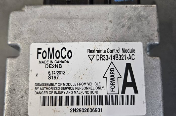 Ford Mustang Airbag crash data programavimas
