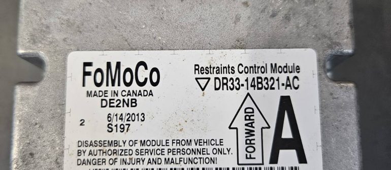Ford Mustang Airbag crash data programavimas