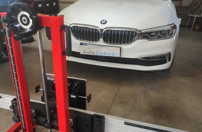 BMW 530E G30 Distroniko, radaro kalibracija